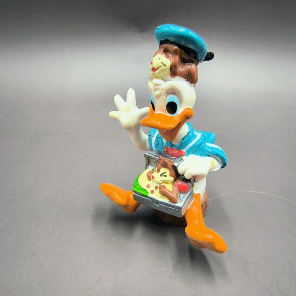 Donald Duck Chip and Dale Hiding Pvc Figure Disney Vintage Applause 2 inch - Picture 1 of 6